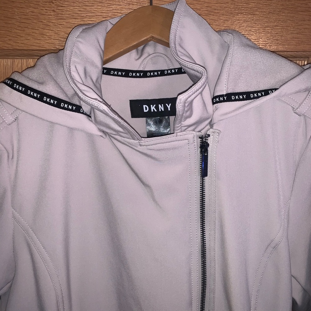 Dkny jacket - Picture 2 of 9